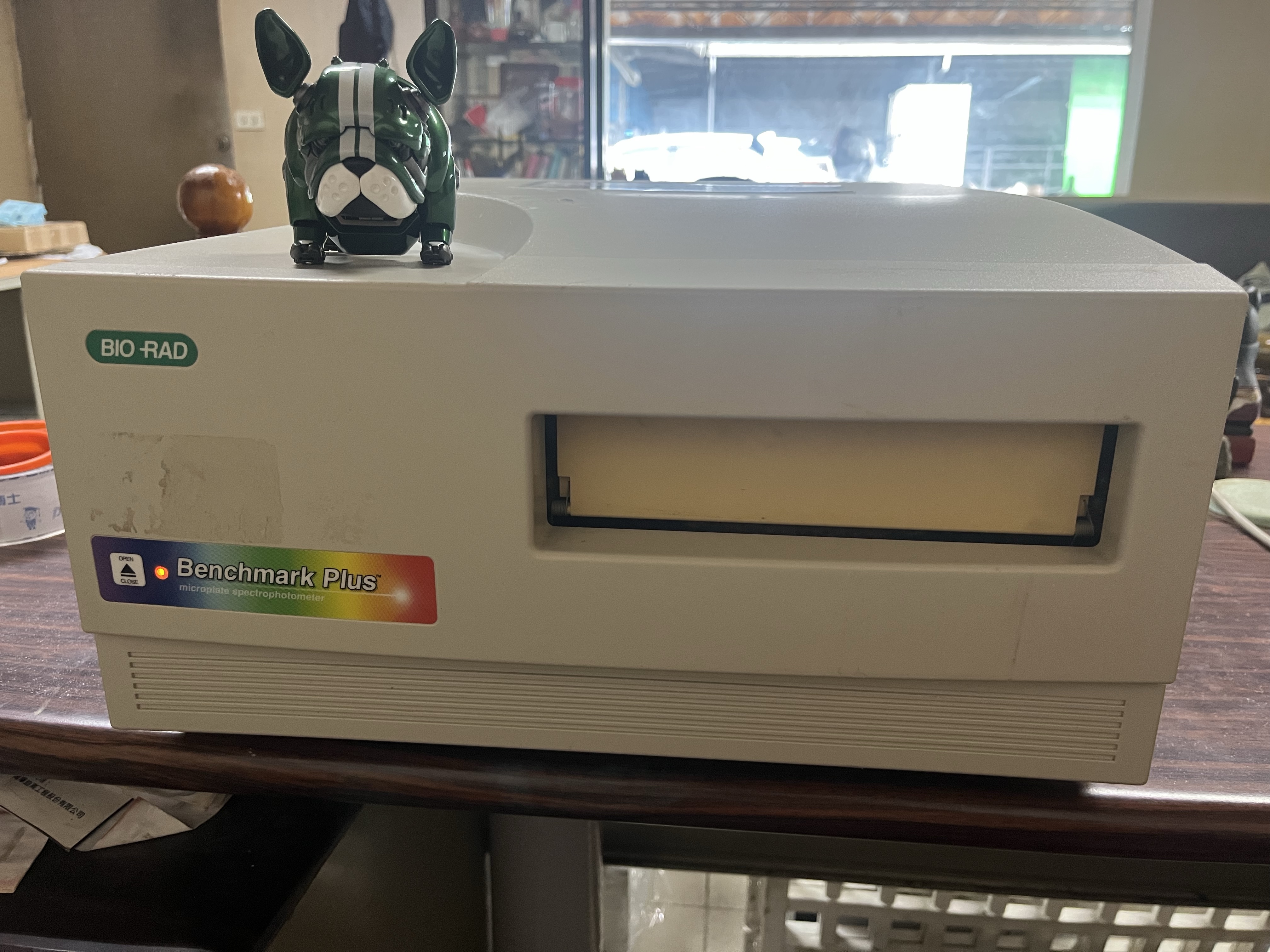 BioRad Benchmark Plus microplate reader (without software or computer ...